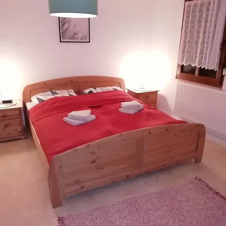 Furnished House Tla 3 Bedroom 3 Bath Apartment *