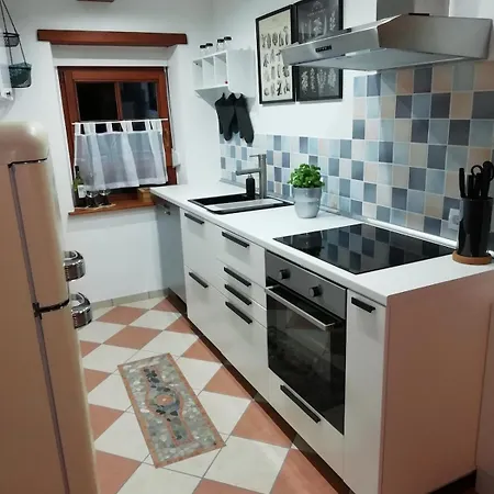 Furnished House Tla 3 Bedroom 3 Bath *