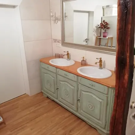 Furnished House Tla 3 Bedroom 3 Bath Apartment Waldmohr