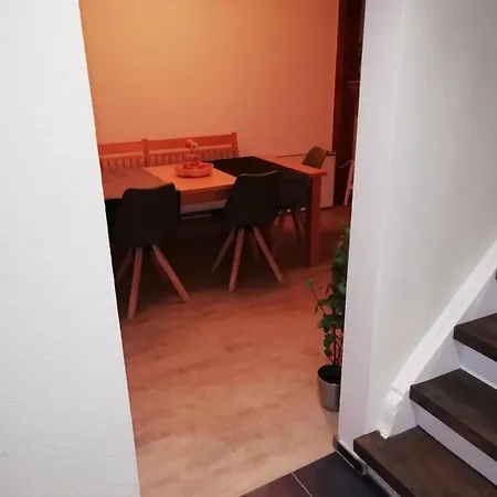 Apartment Furnished House Tla 3 Bedroom 3 Bath *