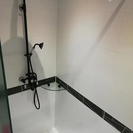Furnished House Tla 3 Bedroom 3 Bath